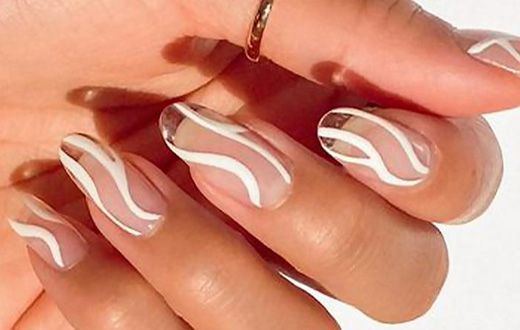 Glass Nails: 10 diseos para lucir uas de cristal