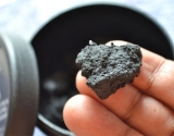 Bienvenidos al lado oscuro de la cosmética: el boom de las cremas negras